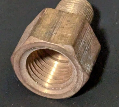 10 ea. NOS Imperial Eastman Brass Pipe Reducer, 1/4 Female NPT to 1/8 Male NPT - Image 1 of 3