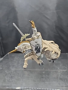 2007 Papo White Knight On Bucking Unicorn Medivel Sword And Shield Rare - Picture 1 of 12