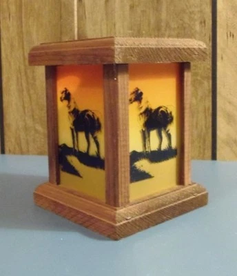 Madera y Vidrio - Silueta de Caballo sobre Fondo Naranja - Portavelas Foto 1 de 4