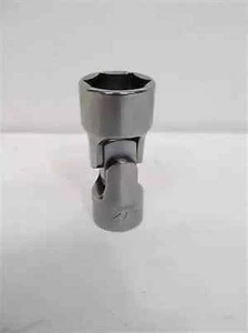 Snap-On FSUM17, 17mm Shallow Universal Socket, 3/8" Drive, 6 Point New - Bild 1 von 1