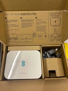 *UNLOCKED* EE 4GEE Router 3 (D412C57) WI-FI GSM 4G LTE UK Seller - Picture 1 of 3