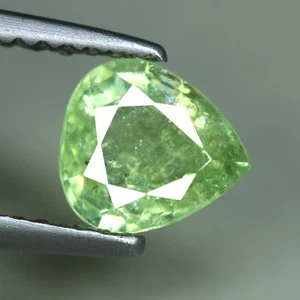 0.84 Cts_Outstanding_100 % Natural Copper Manganese Bearing Paraiba Tourmaline - Picture 1 of 3