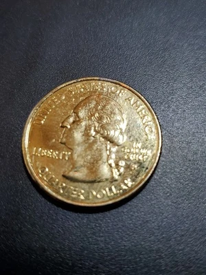 2001-D North Carolina  Quarter Beautiful Lustrous Gold Toned Coin  Ms Denver  - Image 1 of 4