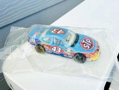 STP 43 John Andretti Limited Edition Diecast Richard Petty 1/64 Sealed Baggie - Image 1 of 4