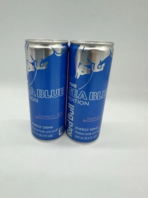 2 latas de Red Bull Sea Blue Edition Juneberry 8,4 fl oz 2025 Foto 1 de 3