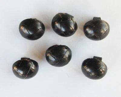 DE COLECCIÓN TEJIDO CUERO LOOK STOCK MUERTO 6 BOTONES • MARRÓN CLARO U OSCURO 14mm Foto 1 de 2