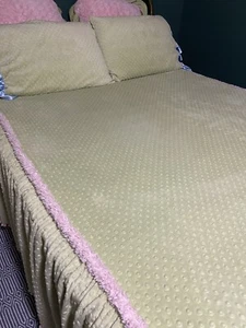Handmade Set Minky Dot Pom Pom Bedspread, Shams, Cases Full Queen Pink Green - Picture 1 of 11