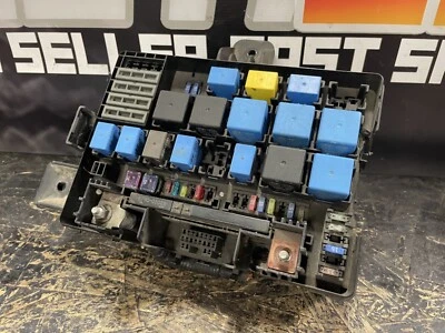 2010-2016 HYUNDAI GENESIS COUPE OEM MAIN FUSE BOX CUT  USED - Image 1 of 4