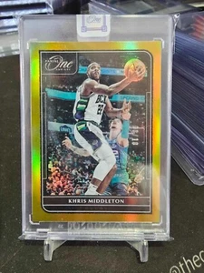 2021-22 Panini One and One Khris Middleton #45 Gold 08/10! - Picture 1 of 4