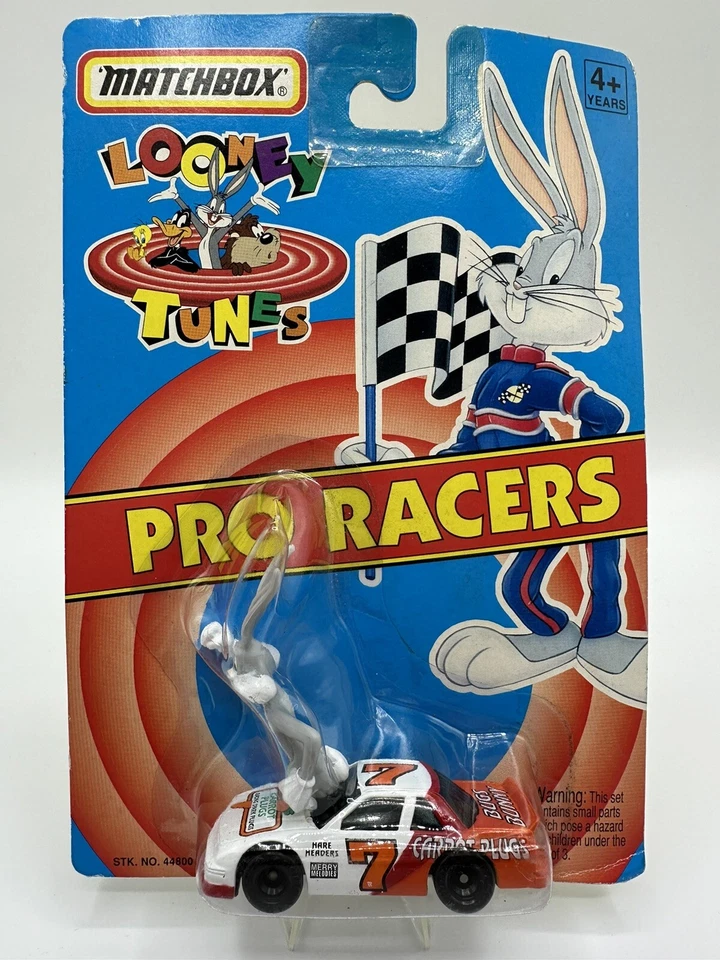 Matchbox Pro Racers Looney Tunes Chevrolet Lumina - Bugs Bunny - On Card