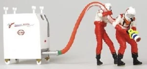 Minichamps 343100061 PIT STOP TOYOTA 2002 REFUELING scale model 1:43 - Bild 1 von 1