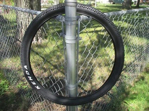 26 Inch Bike Tyre Kenda K1153 Aptor NEW - SEE PICS - Picture 1 of 10