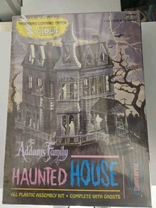 Polar Lights The Addams Family Haunted House Assembly Kit (5002) SEALED!! NEW!! - Picture 1 of 5