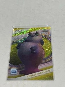 2025 Topps Chrome Disney Ambassador Helix Giallo Mini Diamante Rifrattore - Foto 1 di 2