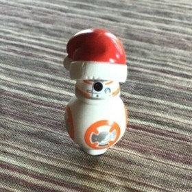 LEGO Star Wars The Force Awakens BB-8 with Santa Hat Minifigure