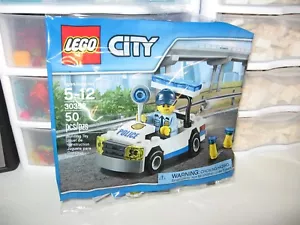 LEGO CITY "POLICE CAR" # 30352 NEW POLYBAG - Picture 1 of 3