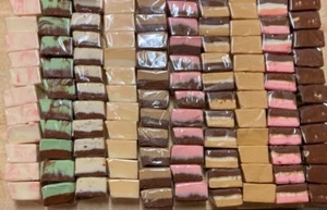 ASSORTMENT PACK OF FUDGE 12- 3.8 oz pieces of fudge PARTY PACK - Picture 1 of 5