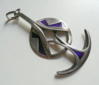 Ciondolo in argento e smalto blu 1960s - Immagine 1 di 3