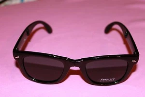 Folding Compact Pocket Sunglasses - Picture 1 of 3