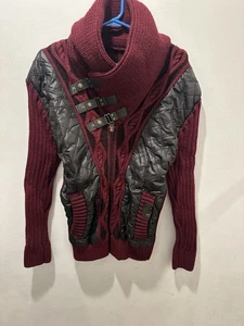 LCR Edición Negra Hombre Suéter Chaqueta Rojo Tejido Imitación Cuero Borde Hebilla L - Imagen 1 de 8