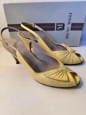 Gorgeous Vintage 1970s Yellow Italian Leather Slingback Heel Bruno Magli Size 8 - Image 1 of 4