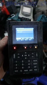 Digitales Satellitenmessgerät mit LCD Bildschirm (950-2150Mhz) Verkauf wie abgebildet - Bild 1 von 9