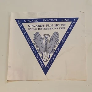 Adesivo decalcomania etichetta pista pattinaggio a rotelle vintage Newark NJ derby 6,5" - Foto 1 di 3