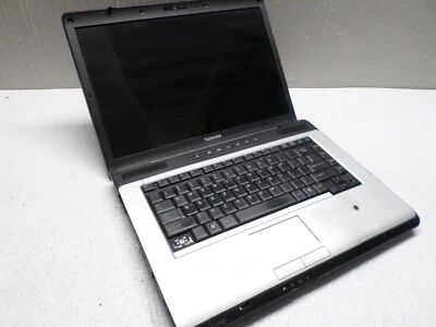 Toshiba Satellite A205-S5871 Laptop - Shattered Screen, No HDD, No RAM - Parts - Image 1 of 4