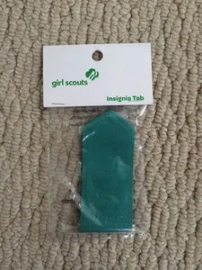 Girl Scouts Juniors Green Grossgrain Ribbon Insignia Tab NEW - Picture 1 of 2
