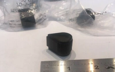 Perillas puntero lágrima Raytheon negras, para ejes de 1/4" Foto 1 de 3