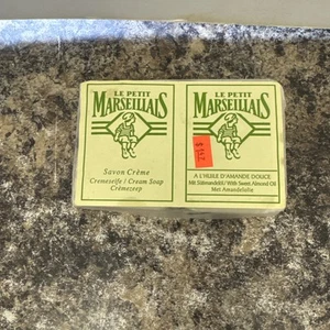 Le Petit Marseillais 2 Pack 100g Sweet Almond Savons Creme Soap Bar New - Picture 1 of 6