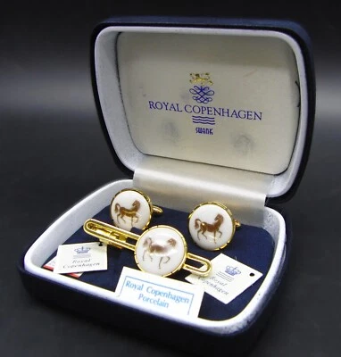 Royal Copenhagen Conjunto de Barra de Clipe de Gravata Vintage e Abotoaduras Porcelana Caixa T&C55 - Imagem 1 de 4