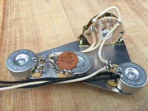 Arnés de cableado Fender Stratocaster de finales de 1960 250 k olla CTS tapa de 0,05 uf - Imagen 1 de 6