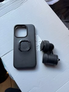 QUAD LOCK Apple iPhone 15 Pro Mobile Phone Case & Air Vent Mount - Used - Picture 1 of 8