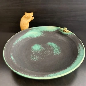 STONEWARE POTTERY PLATTER BOWL  w/ Frog Feature 28.5cm Copper Green Oxide - Picture 1 of 9