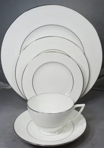 SILVER LAUREL S734 by Minton 5 Piece Place Setting NEW NEVER USED made England - Picture 1 of 19
