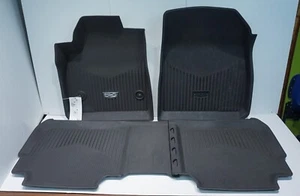 Cadillac XT6 2020-22 negro delantero y segunda fila revestimientos de piso para todo tipo de clima 84220180 - Imagen 1 de 5
