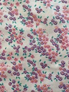 WINDHAM FABRICS - London FLORALS #26800 BY NANCY GERE Approximately 26”x43” - Picture 1 of 3