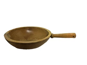 Vintage Wooden Oval Bowl w/ 5" Handle Woodcroftery Wayland N.Y. 8" x 8.5" - Picture 1 of 8