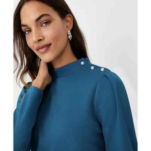 Top Ann Taylor Nuevo sin Etiquetas Cristal Hombro Botón Cuello Simulado en Verde Azulado -Talla Mediana - Imagen 1 de 12