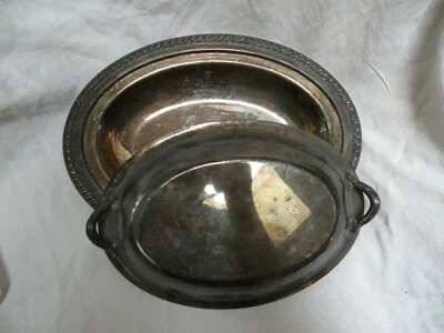 Castleton International Silver Co #4812 Silver Plated Covered Chafing Dish Foto 1 de 2