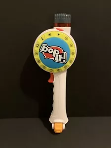 Bop It Maker ~ Hasbro Juego Electrónico de Fiesta Juguete Portátil ~ ¡Haz Tus Propios Movimientos! - Imagen 1 de 7