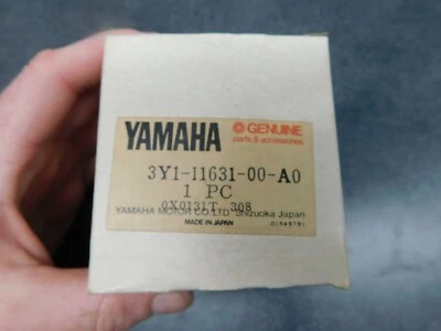 Pistão Yamaha NOS STD 80-82 SR250 81 SR250TH 80-83 XT250 3Y1-11631-00 2330       - Imagem 1 de 4