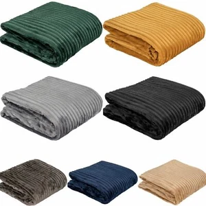 Kuscheldecke Tagesdecke Bettüberwurf 150x200 Micro Wohndecke Flanell Decke Bunt - Bild 1 von 10