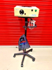 Luxtec 9300XSP Lichtquelle mit Rollständer - Bild 1 von 8