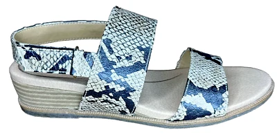 Sandálias Dr Scholl's Wmns estampa de cobra salto baixo tamanho 7 M ajuste confortável estilingue para trás - Imagem 1 de 4