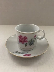 Vintage Mid Century Made in Liling China Demitasse Teacup and Saucer Gold Trim - Picture 1 of 5