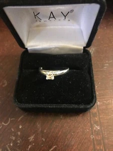 Diamond ring, 1/2 Carat, “ Leo Certified”, Princes Cut Diamond. - Picture 1 of 6