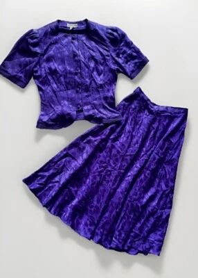 Vintage Lauren Alexandra 100% Silk 2 Pc Royal Purple Skirt Suit Y2K Sz 8 Floral - Image 1 of 4