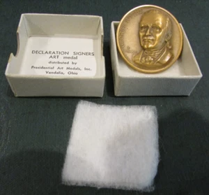 Medalla de bronce en alto relieve vintage George Wythe Virginia Medallic Art Co VA - Imagen 1 de 3